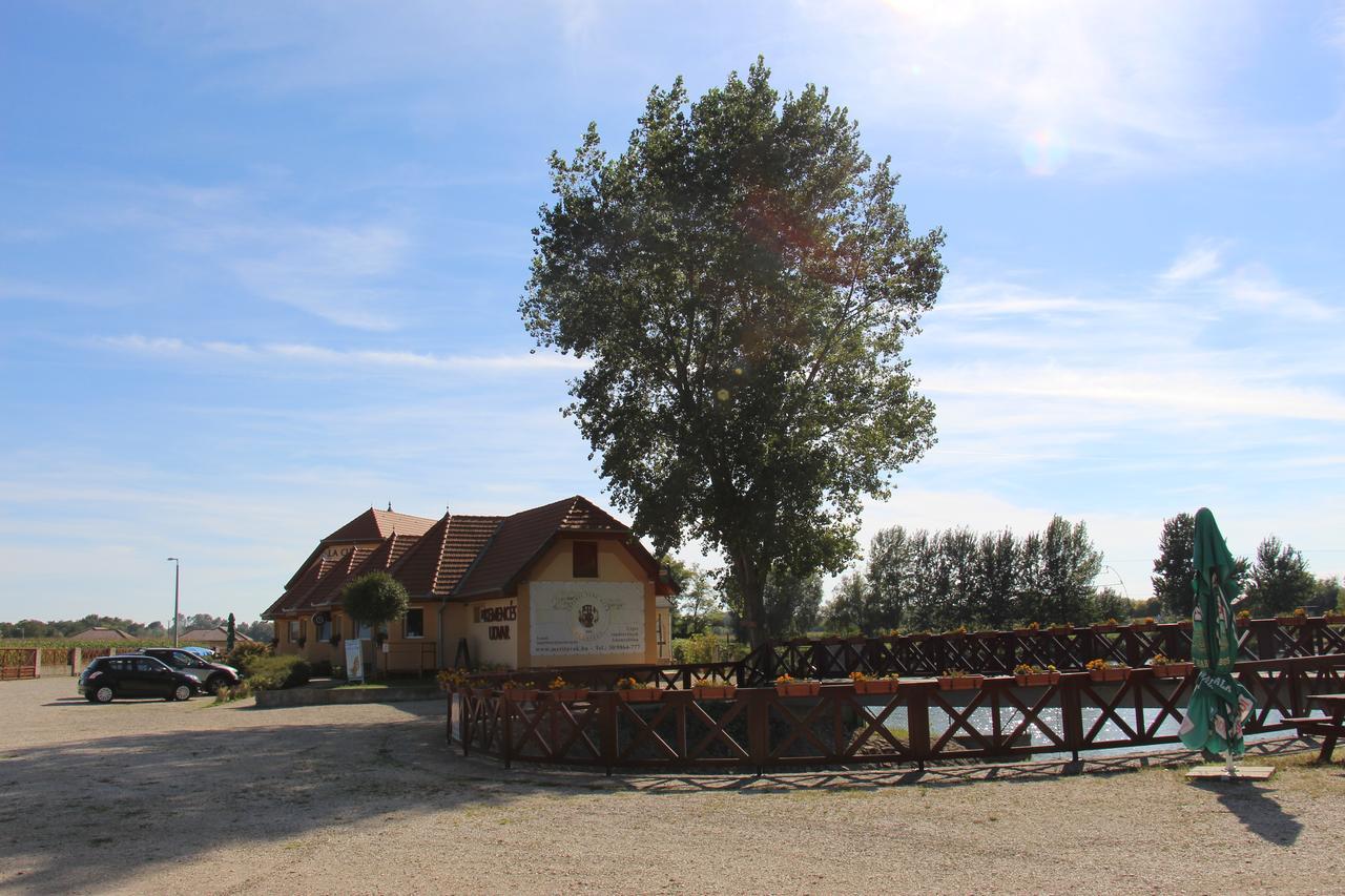 La Curia Panzio *